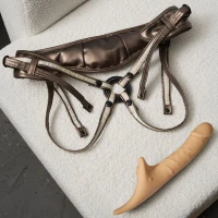 Вибронасадка для страпона с вакуумной стимуляцией Strap-On-Me Multi Orgasm Realistic Dildo L Vanilla — Просмотреть изображение 6
