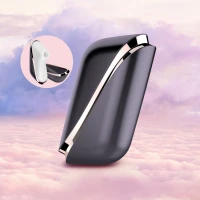 Вакуумний кліторальний стимулятор Satisfyer Traveler, корпус-чохол на магнітах — Переглянути зображення 6
