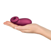 Вакуумный стимулятор Fun Factory Desire Wine Red, 11 режимов работы, перезаряжаемый — Просмотреть изображение 5