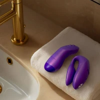 Смарт-вібратор для пар We-Vibe Chorus Pro Cosmic Purple — Просмотреть изображение 19