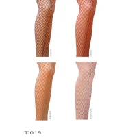 Колготки в сіточку без виділених трусиків Passion TI019 типу Кабаретка 3/4 (fishnet), nero — Переглянути зображення 3
