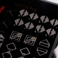 БДСМ-набір LOCKINK All-in-1 BDSM Play Kit, чорний, ремені, маска, кляпи, анальні пробки, свічки — Переглянути зображення 5