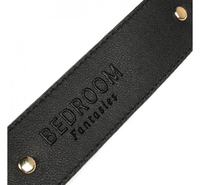 Набір для BDSM Bedroom Fantasies: Bondage Suitcase 13 Pcs - Cow Leather