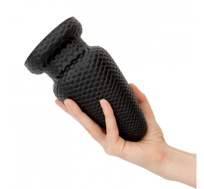 Анальна пробка BUTTR - Cold Blooded Scaled Butt Plug