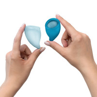 Набір менструальних чаш Fun Factory FUN CUP EXPLORE KIT, 2 шт, Multicolored Turquoise, об’єми 20 та 30 мл — Переглянути зображення 5