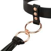 Нашийник с флогером Rosy Gold - Collar with Flogger - Black — Просмотреть изображение 6