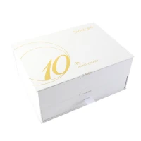Подарунковий набір Svakom Anniversary Box: вакуумний стимулятор, стрічки, маска, лубрикант, спрей — Переглянути зображення 7