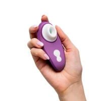 Вакуумний кліторальний стимулятор Womanizer Liberty 2 Purple, 8 режимів, магнітна кришечка — Переглянути зображення 22