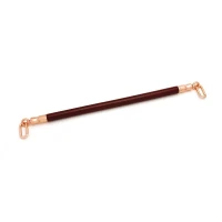 Фіксатор-розпірка для ніг або рук Liebe Seele Wine Red Spreader Bar, дерево + натуральна шкіра — Просмотреть изображение 1