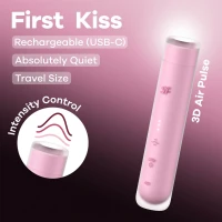 Вакуумний стимулятор Satisfyer First Kiss, технологія 3D Air Pulse (пошкоджене паковання!!!) — Переглянути зображення 7