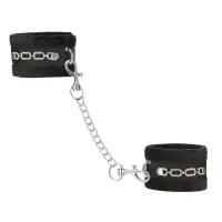 Наручники Punishment – Crystal Detail Handcuffs – Black, знімний ланцюжок, оздоблені кристалами — Переглянути зображення 1