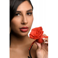 Силіконовий кляп з трояндою Master Series: Blossom Silicone Rose Gag – Red — Переглянути зображення 8