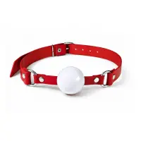 Кляп силіконовий Feral Feelings Silicon Ball Gag Red/White, червоний ремінець, біла кулька — Просмотреть изображение 1