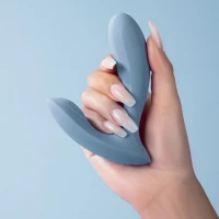 Смарт-вібратор в трусики Svakom Erica Dusty Blue, дуже гнучкий, 2 мотори — Просмотреть изображение 9
