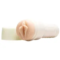 Мастурбатор Fleshlight Girls: Maitland Ward - Toy Meets World, зі зліпка вагіни, дуже ніжний — Просмотреть изображение 4
