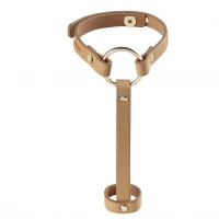 Пара браслетів на зап'ясті і палець Bijoux Indiscrets MAZE Hand Bracelet Harness Brown, екошкіра — Переглянути зображення 1