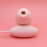 Вакуумний стимулятор з віброяйцем 2-в-1 KISSTOY Miss VV Pink — Переглянути зображення 4