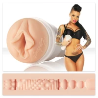 Мастурбатор Fleshlight Girls: Christy Mack - Attack, зі зліпка вагіни, дуже ніжний — Переглянути зображення 1