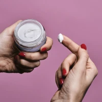 Масажна олія-лубрикант з ароматом та смаком фундука Goliate Couple Gourmand Noisette 50 мл — Переглянути зображення 22
