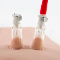 Вакуумна помпа для клітора Blush Temptasia – Beginner's Clitoral Pumping System, механічна, груша — Переглянути зображення 7