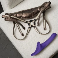 Вибронасадка для страпона с вакуумной стимуляцией Strap-On-Me Multi Orgasm Dildo M Purple — Просмотреть изображение 6