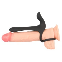 Насадка на пеніс з ерекційним кільцем і вібрацією Black Velvets Couple's Vibrator, чорна — Просмотреть изображение 6