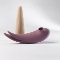 Вакуумний вібратор Caress Leaf, фіолетовий — Переглянути зображення 5