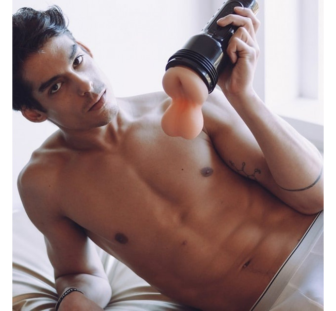 Мастурбатор анус с мошонкой, из киберкожи Fleshlight Light FleshSack, бежевый