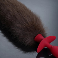 Анальна вібропробка з ротацією і пультом UPKO з коричневим натуральним лисячим хвостом, червона