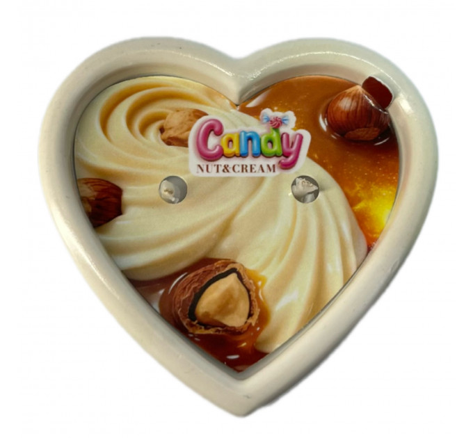 Масажна свічка з ароматом горіхового крему Candy Nut Cream у формі серця, 70 мл