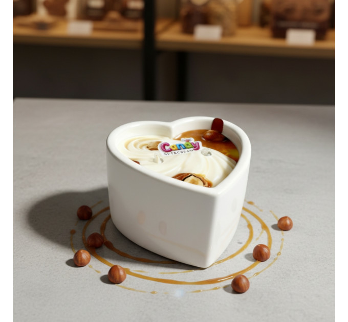 Масажна свічка з ароматом горіхового крему Candy Nut Cream у формі серця, 70 мл