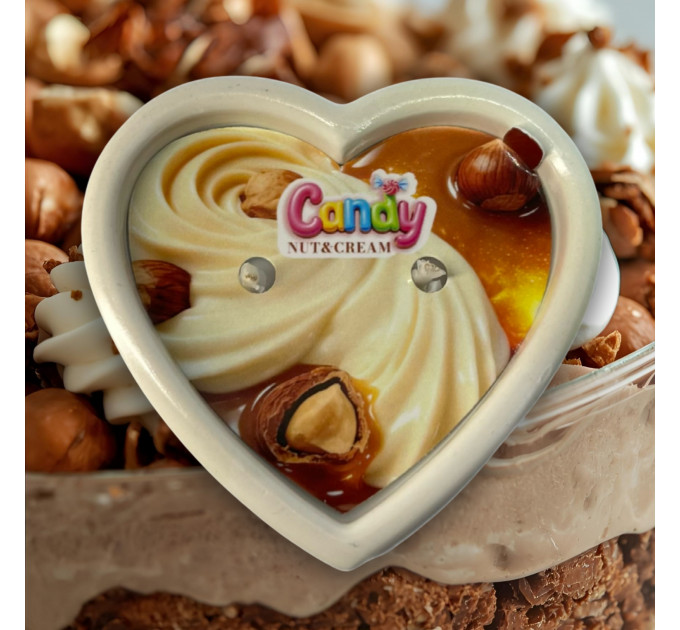 Масажна свічка з ароматом горіхового крему Candy Nut Cream у формі серця, 70 мл