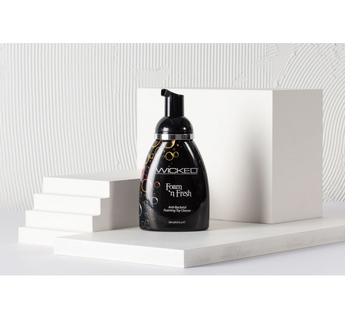 Очиститель WICKED ANTI-BACTERIA FOAMING TOYCLEANER, 240 мл
