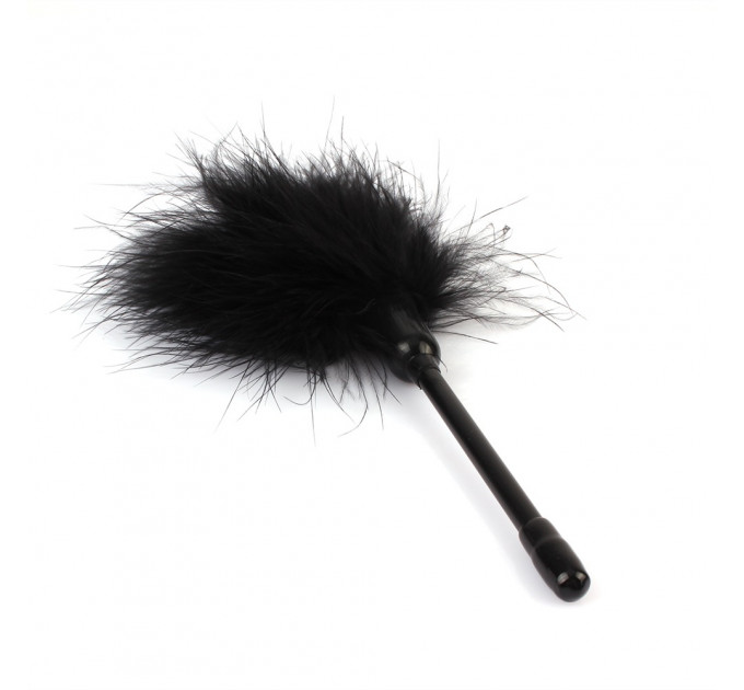Пушок на длинной ручке CHISA Senuelo Pleasure Feather Tickler, черный