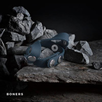 Эрекционное кольцо Boners с разделителем яичек V-образной формы, серое