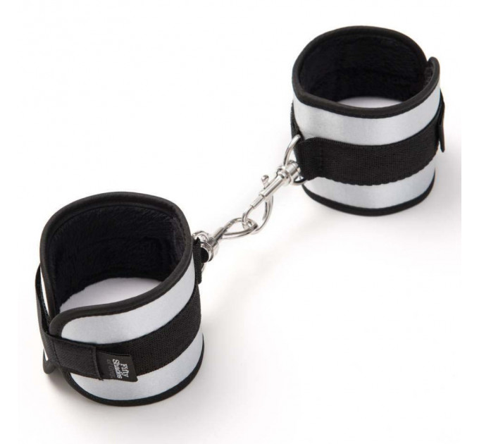 Мягкие наручники "Вся его"