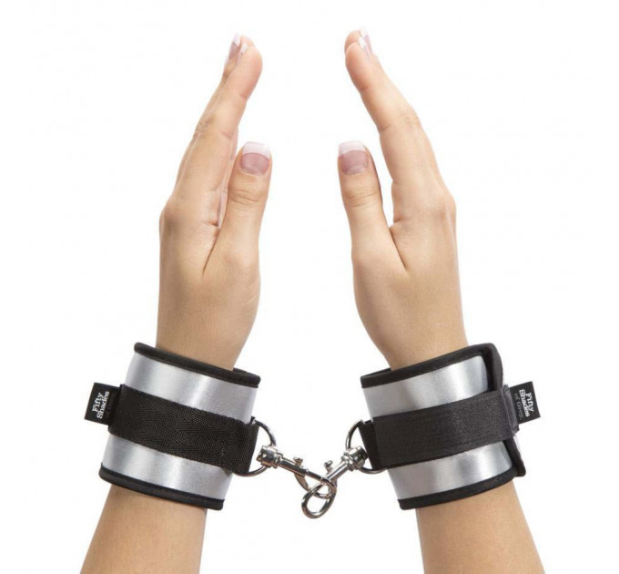 Мягкие наручники "Вся его"