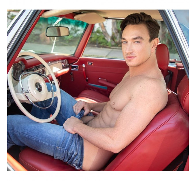 Мастурбатор попа из киберкожи в колбе Fleshjack Boys Cade Maddox, телесный