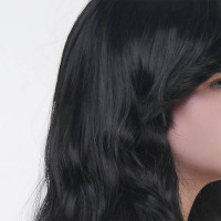 Парик длинный волнистый с челкой Fetish Hair черный, 60 см
