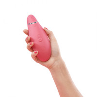 Безконтактний вакуумний кліторальний стимулятор Womanizer Premium 2 малиновий