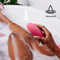 Безконтактний вакуумний кліторальний стимулятор Womanizer Premium 2 малиновий