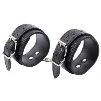 Наручники из экокожи DS Fetish Wrist Restraints чорні із сріблястою фурнітурою