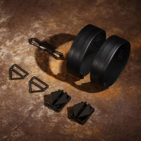 Наручники с фиксаторами и карабинами Lockink кожа, черные
