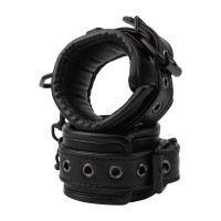 Наручники Chisa Fierce Euphoria Deluxe, чорні