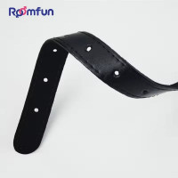 Кляп-шарик с отверстиями Roomfun и зажимами для сосков, черный