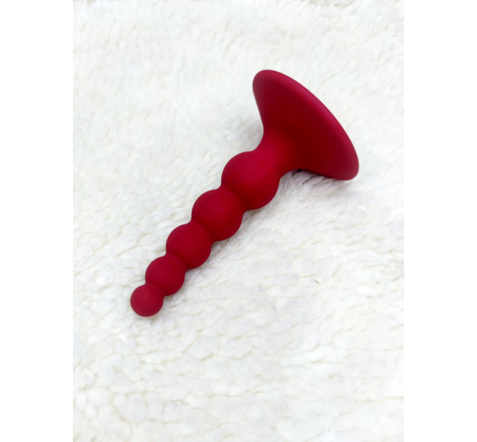 Анальная пробка на присоске силиконовая Loveshop RED