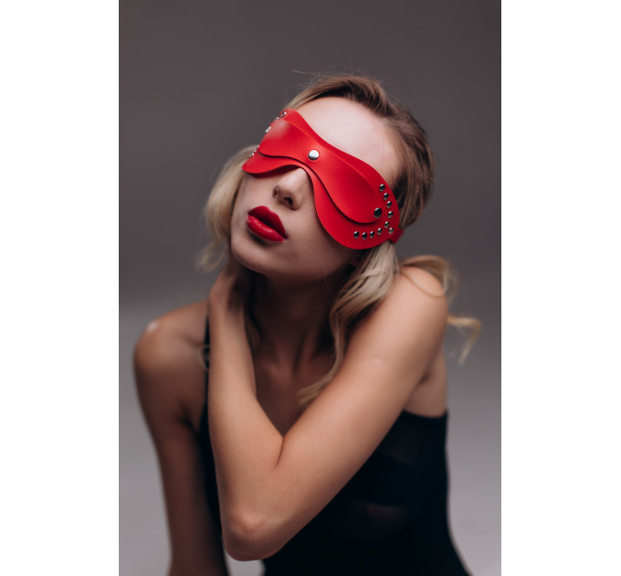 Маска Candy Hero МD2 красная экокожа