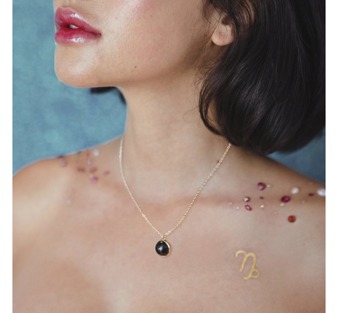 Набір Bijoux Indiscrets HOROSCOPE - Capricorn (Козеріг) вібратор на палець, гель для клітора, підвіска