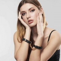 Наручники из экокожи Bijoux Indiscrets Maze – Thin Handcuffs Black Наручники из экокожи Bijoux Indiscrets Maze – Thin Handcuffs Black