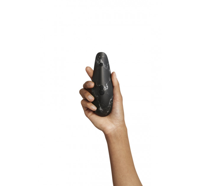 Вакуумный стимулятор клитора Womanizer Marilyn Monroe Black Marble